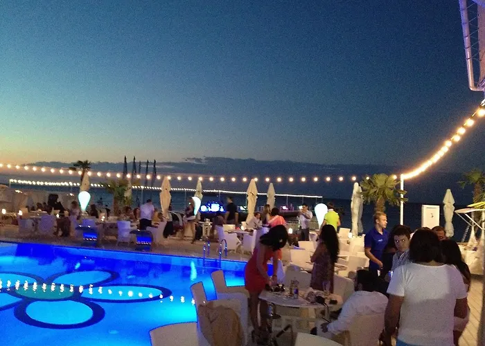 аркадия на первой линии от моря Apartament