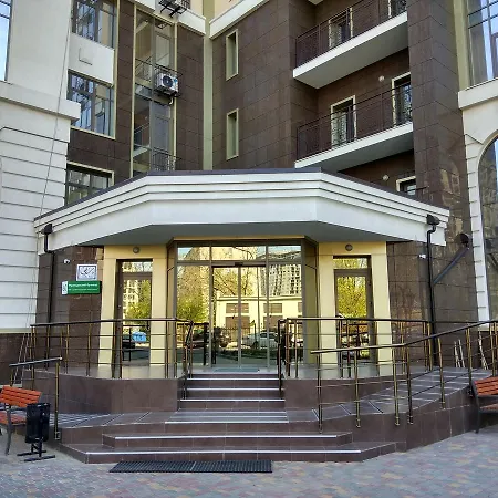 аркадия на первой линии от моря Apartment Odesa