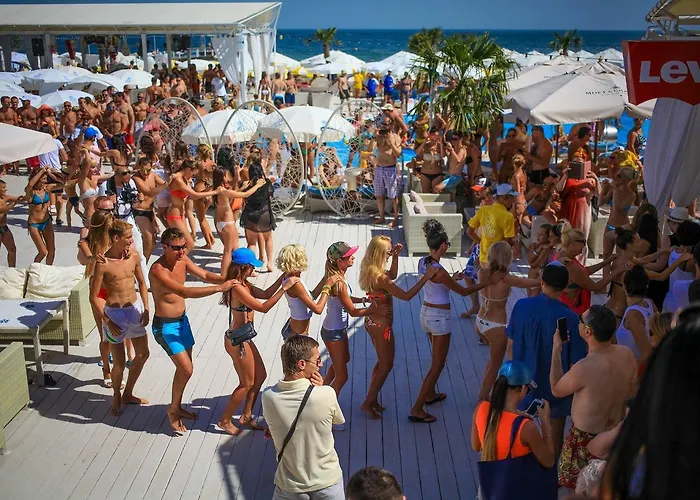 аркадия на первой линии от моря شقة