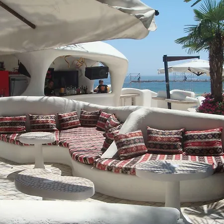 Lejlighed аркадия на первой линии от моря