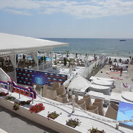 аркадия на первой линии от моря *