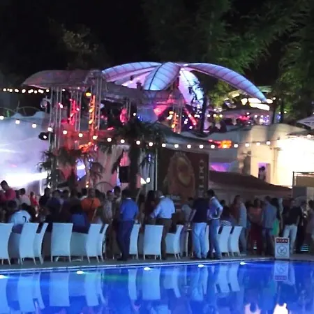 Lejlighed аркадия на первой линии от моря *