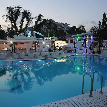 Lejlighed аркадия на первой линии от моря *